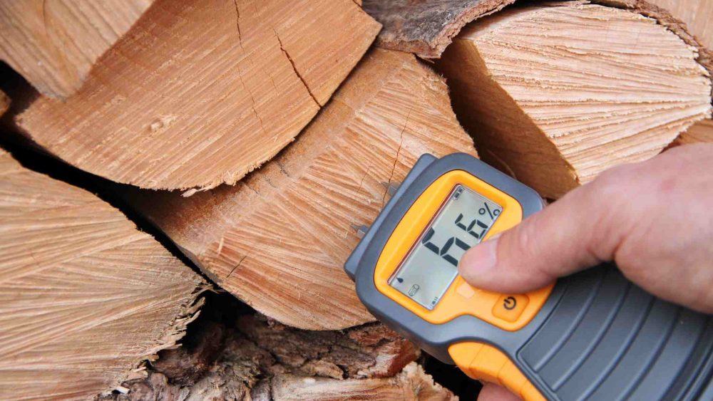 pomiar wilgotności drewna opałowego